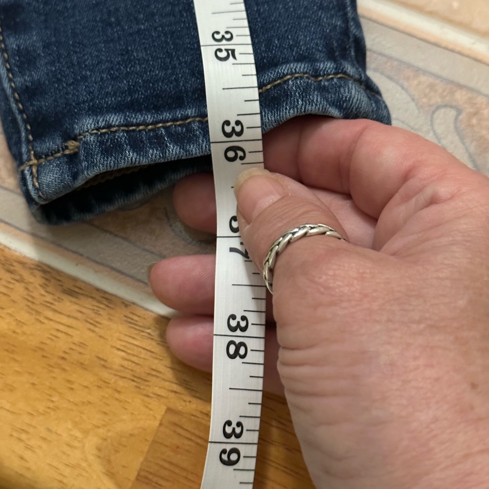 EUC American Eagle Next Level Stretch - Picture 11 of 12